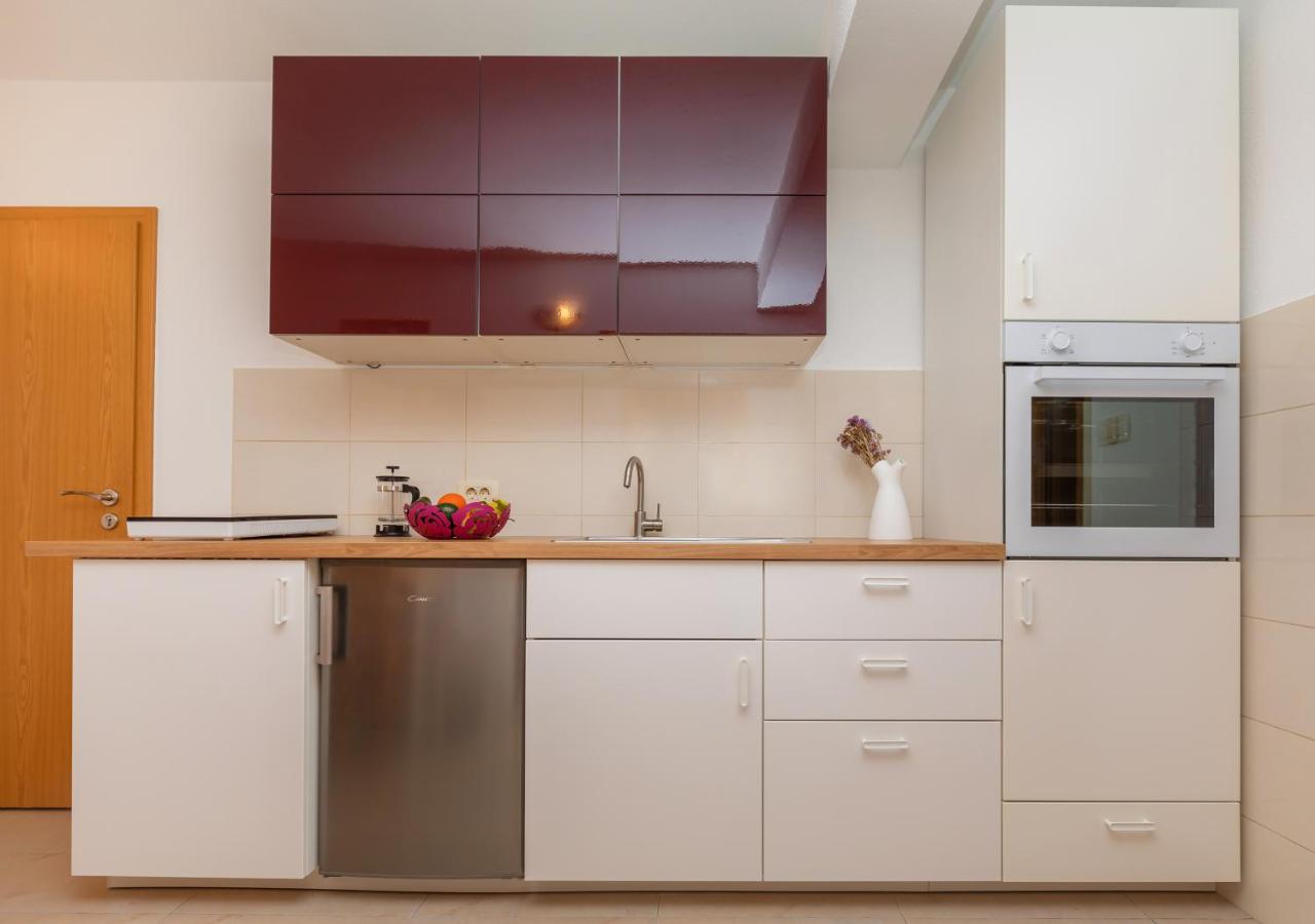 Bis 1 & 2 Apartma *