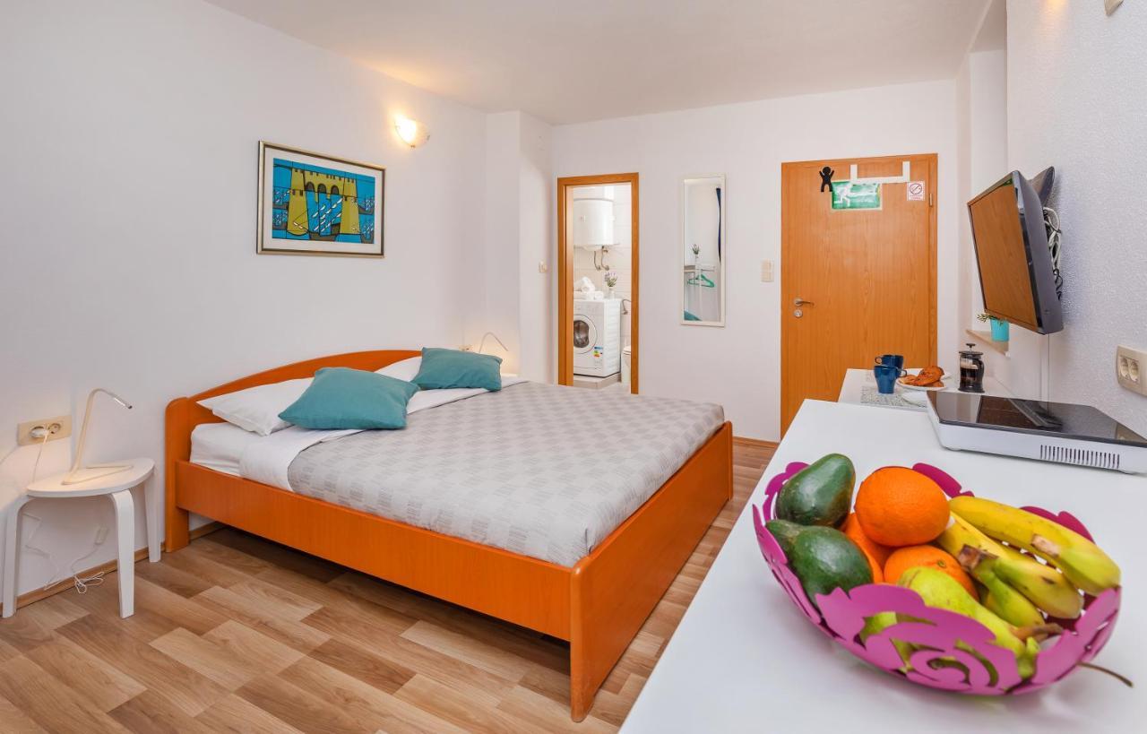 Bis 1 & 2 Apartament